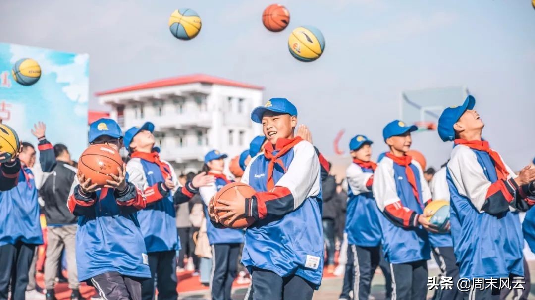 篮球步伐规则_篮球基本规则第一步叫什么_篮球步法种类