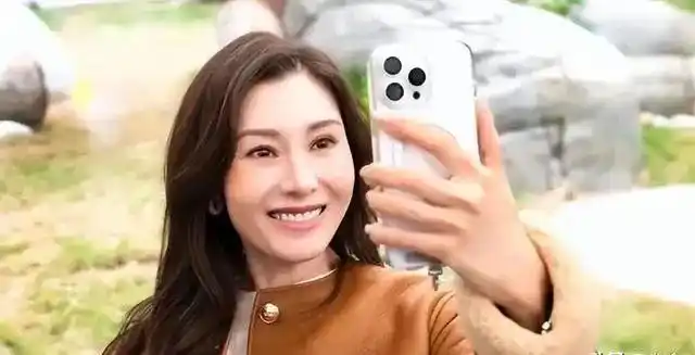 努力健身女明星_健身明星女神_盘点那些健身明星