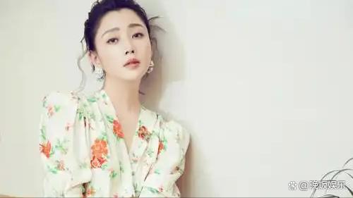 盘点那些健身明星_健身明星rex_努力健身女明星