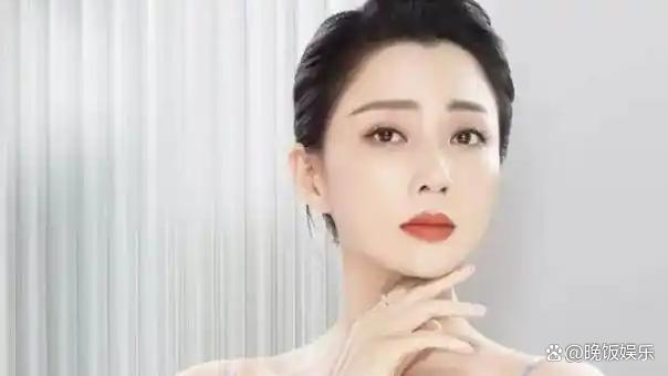 盘点那些健身明星_健身明星rex_努力健身女明星