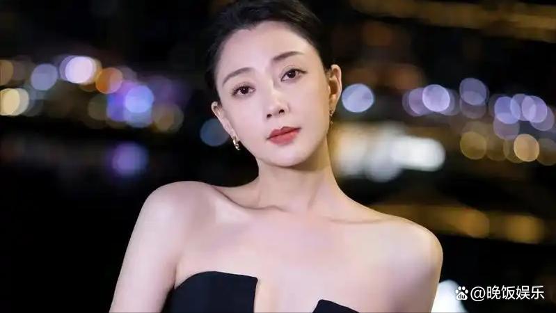 努力健身女明星_健身明星rex_盘点那些健身明星
