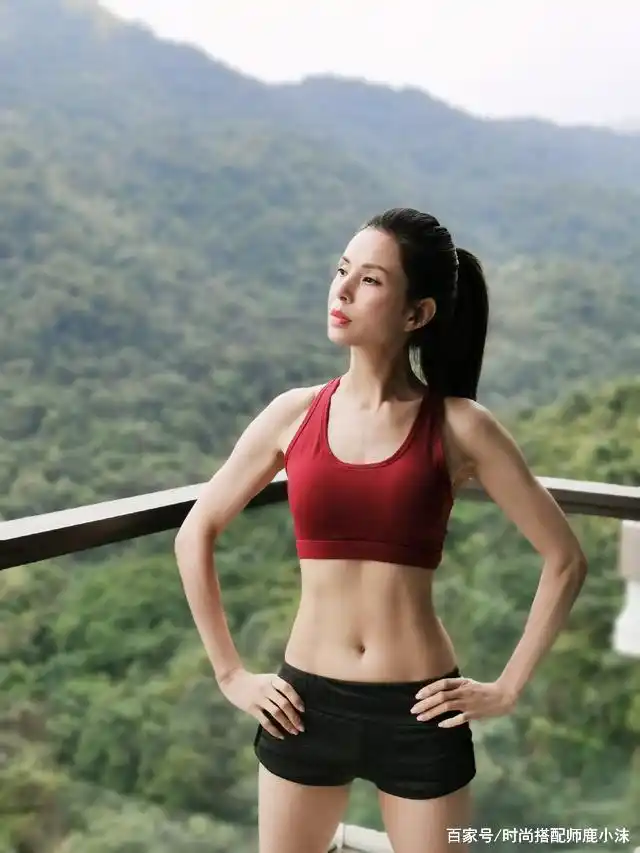 娱乐圈健身女明星_健身明星女神_努力健身女明星